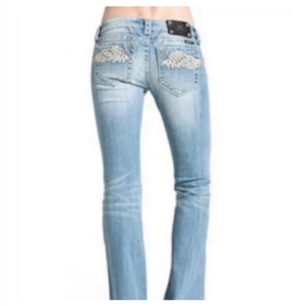 🏷️SOLD Miss Me Light Wash Bootcut Jeans - Picture 14 of 15
